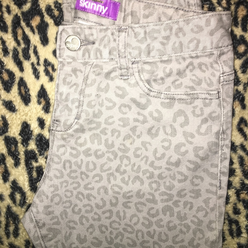 OLD NAVY GREY CHEETAH SKINNY DENIM JEANS